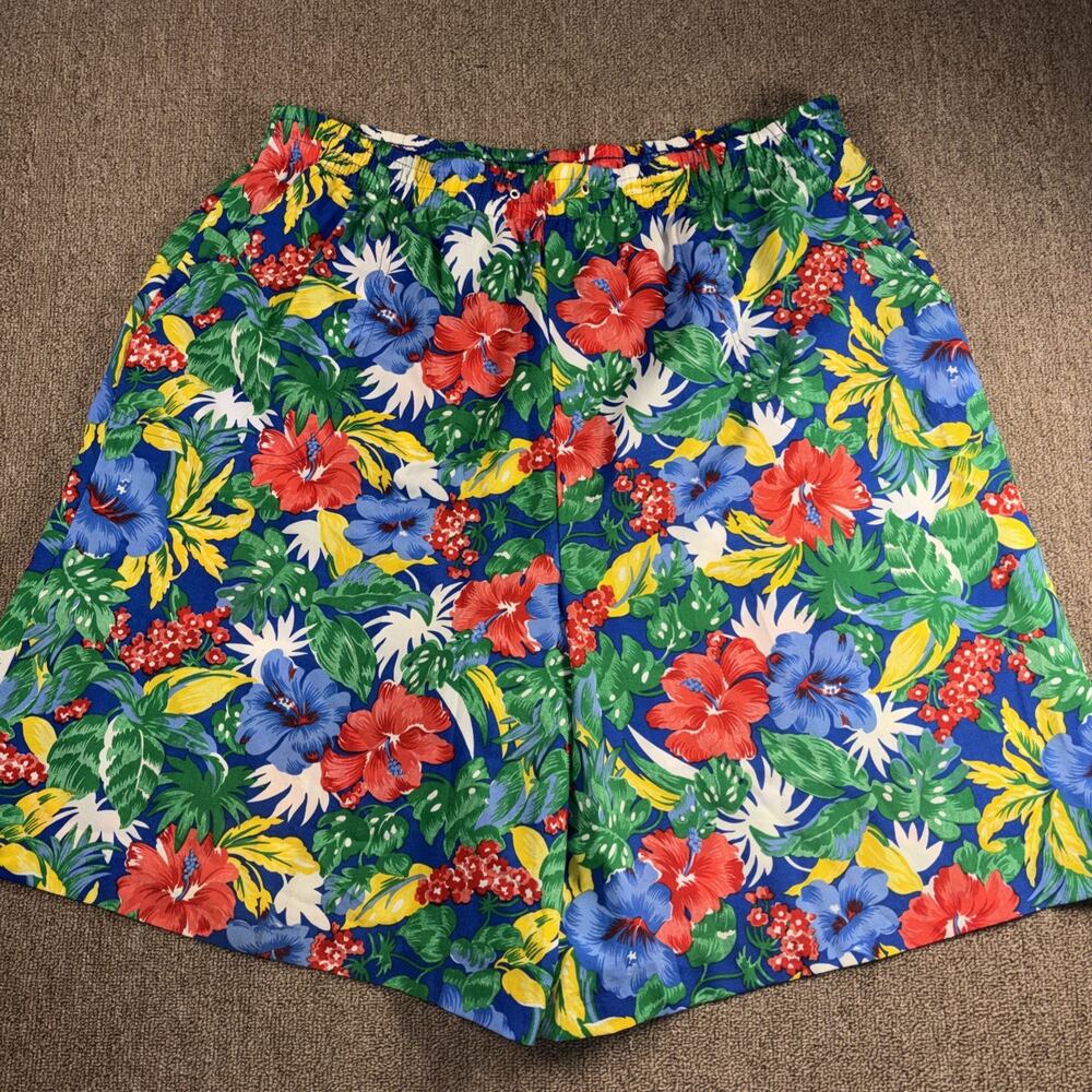 Vintage American Collection Women’s Shorts Floral Polyester Size 16 Needs String